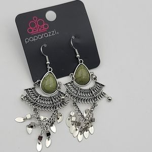 Paparazzi vintage vagabond green dangling earrings